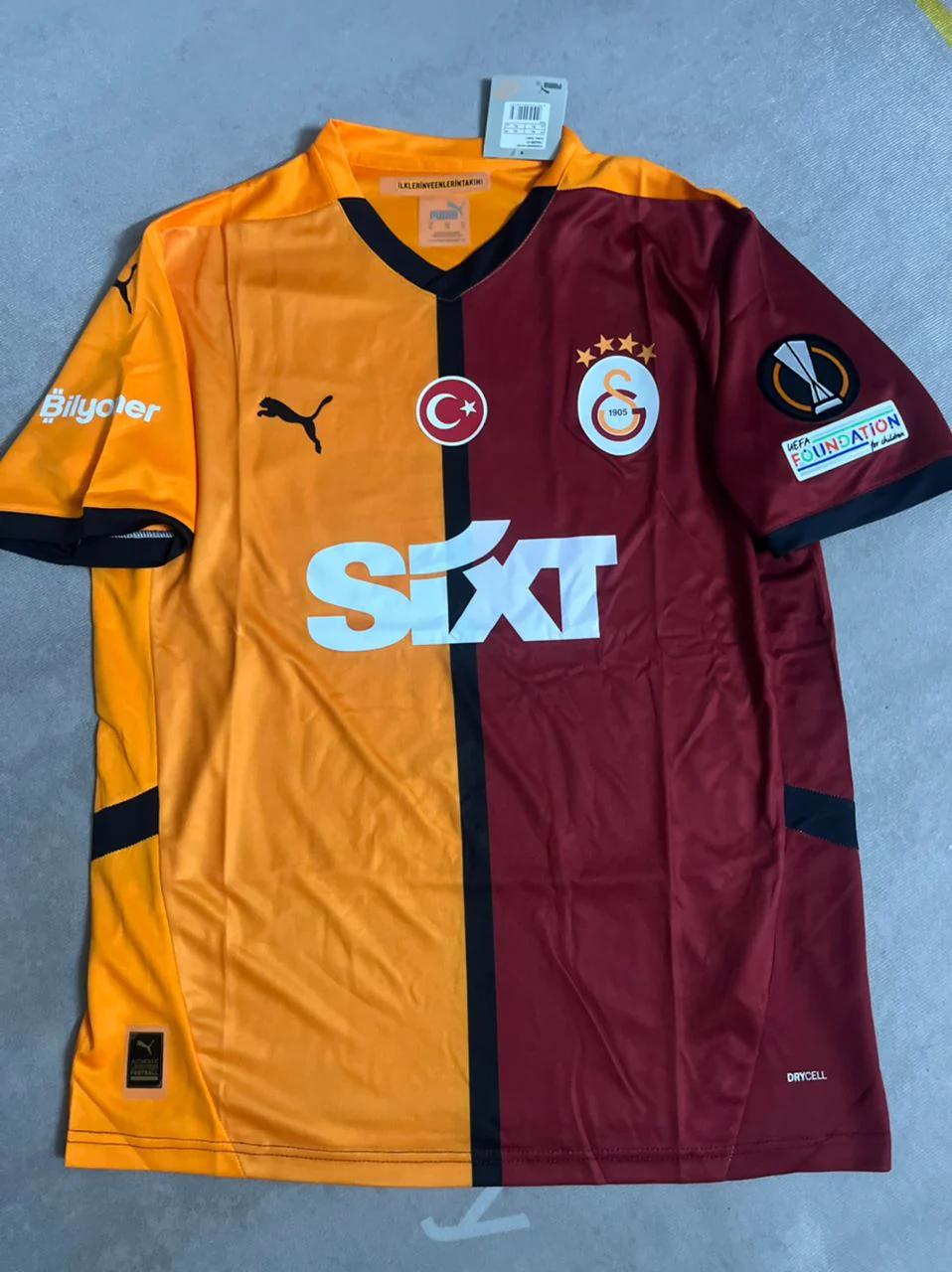 Yeni Galatasaray Osimhen Sezon UEFA Patch Sari Kirmizi 2025 Season Trikot Forma Soccer Kit