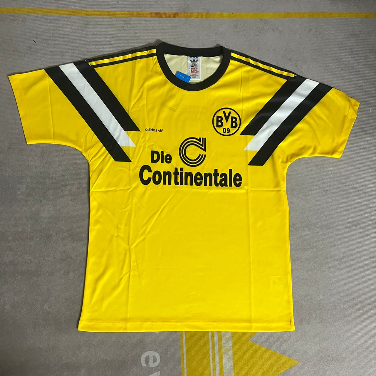 Borussia Dortmund 1989 Retro Trikot Jersey - Sammer, Zorc, Mill Era