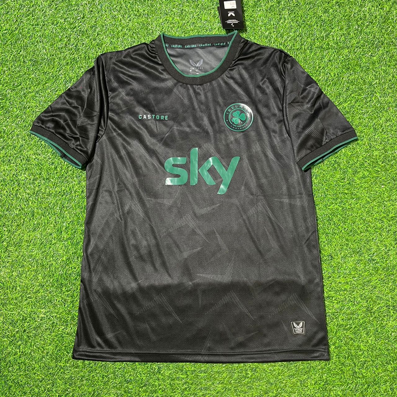 Ireland National Team World Cup 2026 Troy Parrott Green Black Football Soccer Kit Jersey