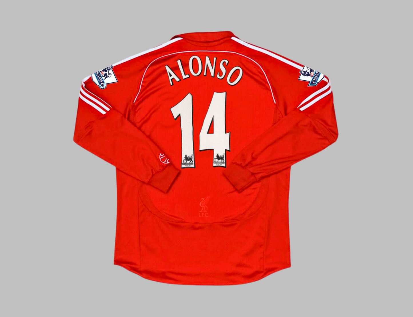 Xabi Alonso Liverpool 2007 - 2008 Retro Football Jersey Kit