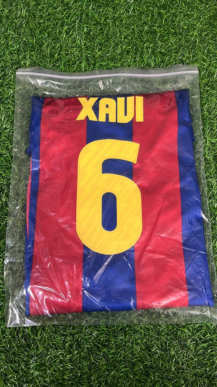 Xavi Hernandez Barcelona 2010/11 Kids Kit Kindertrikot Maillot Enfant Kindertrui