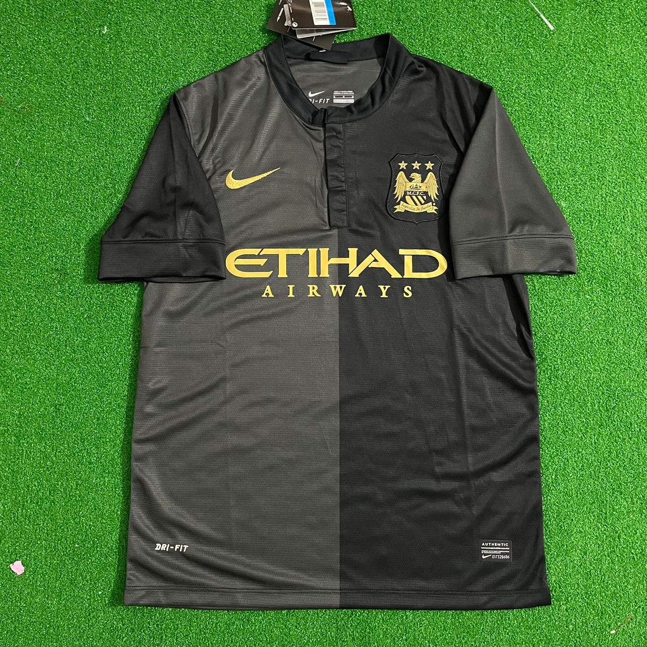 Yaya Toure Manchester City 2013 - 2014 Retro Football Jersey Kit