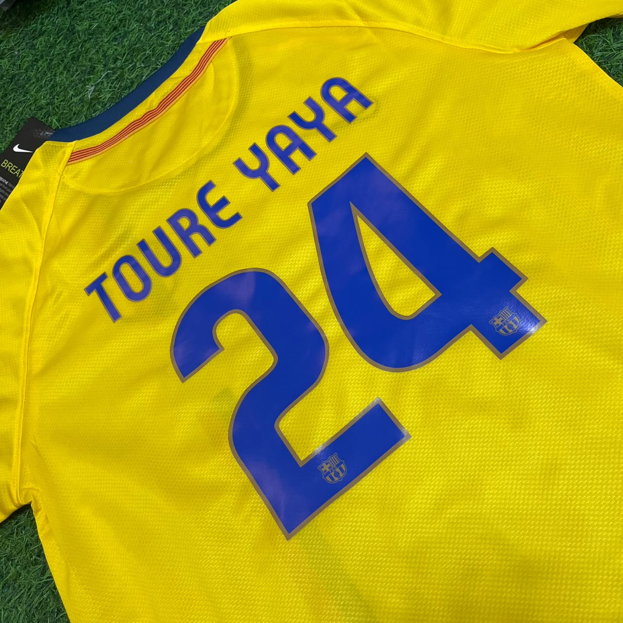Yaya Touré Barcelona 2008-2009 Yellow Kids Retro Football Jersey Kit