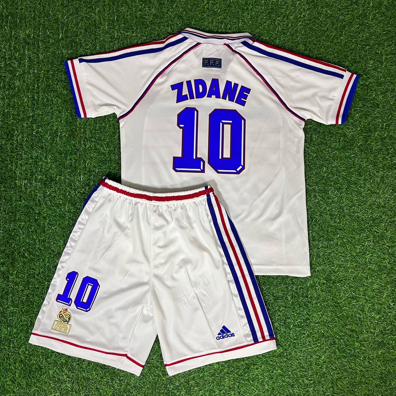France 1998 Away Zidane Kids Kit – Kit Jersey for Children – | KinderTrikot | Maillot Enfant Personnalisable