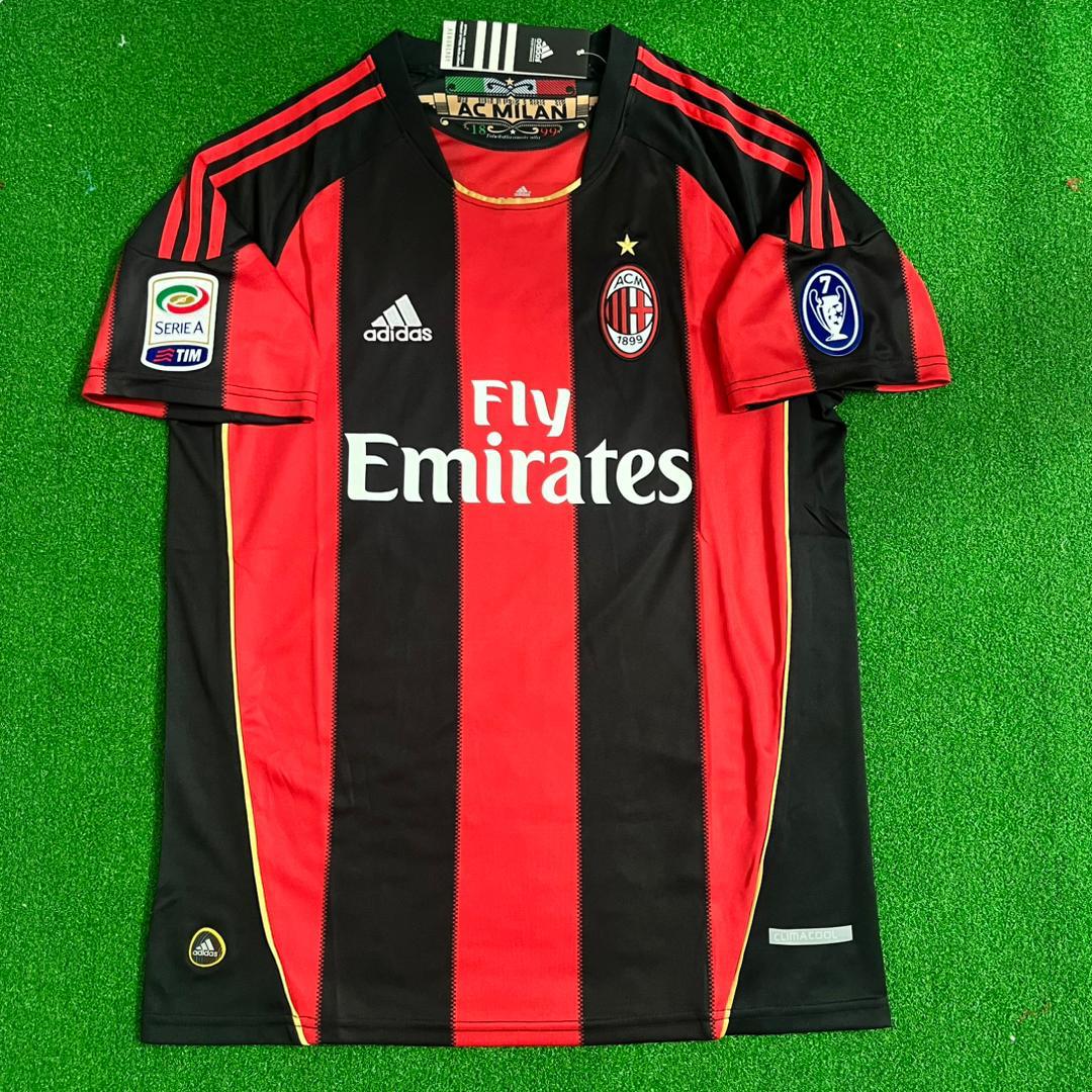 Zlatan Ibrahimovic Milan 2010 2011 Retro Football Jersey Kit