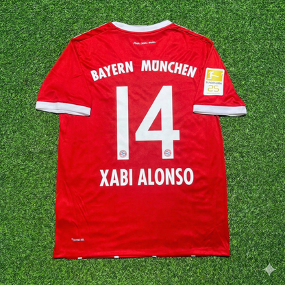 Xabi Alonso Bayern Munich 2017-2018 Retro Home Football Jersey