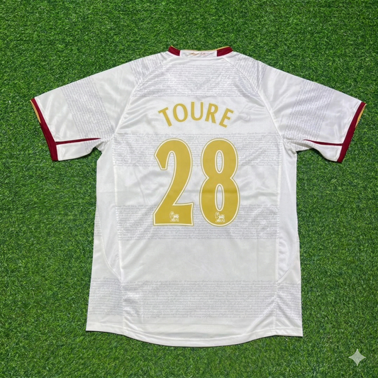 Kolo Toure #28 Arsenal 2004 2005 Away Retro White Football Jersey