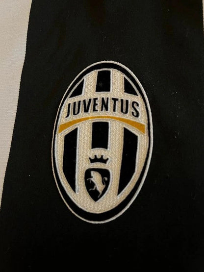 Alessandro Del Piero Juventus 2004-2005 White & Black Retro Football Jersey Kit