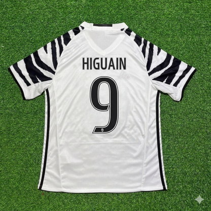 Gonzalo Higuain #9 Juventus 2016 2017 Away White Retro Football Jersey Kit