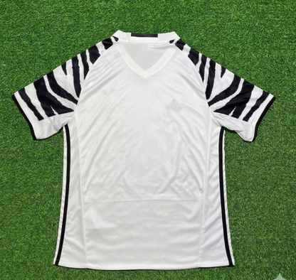 Juventus 2016 2017 Away White Retro Football Jersey Kit