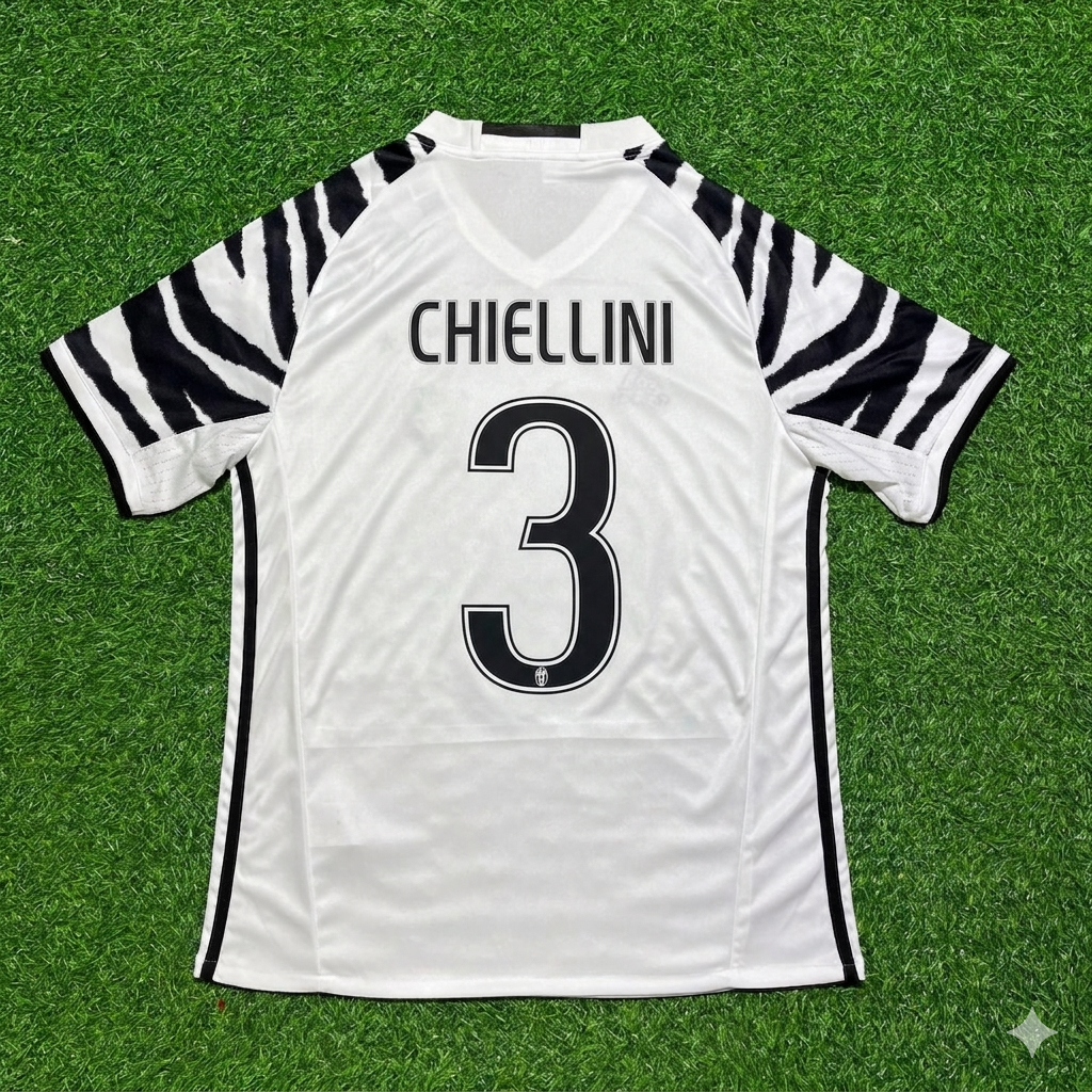 Giorgio Chiellini #3 Juventus 2016 2017 Away White Retro Football Jersey Kit
