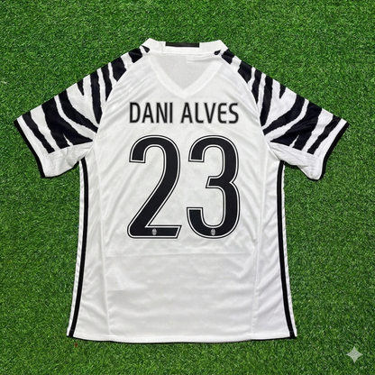 Dani Alves #23 Juventus 2016 2017 Away White Retro Football Jersey Kit