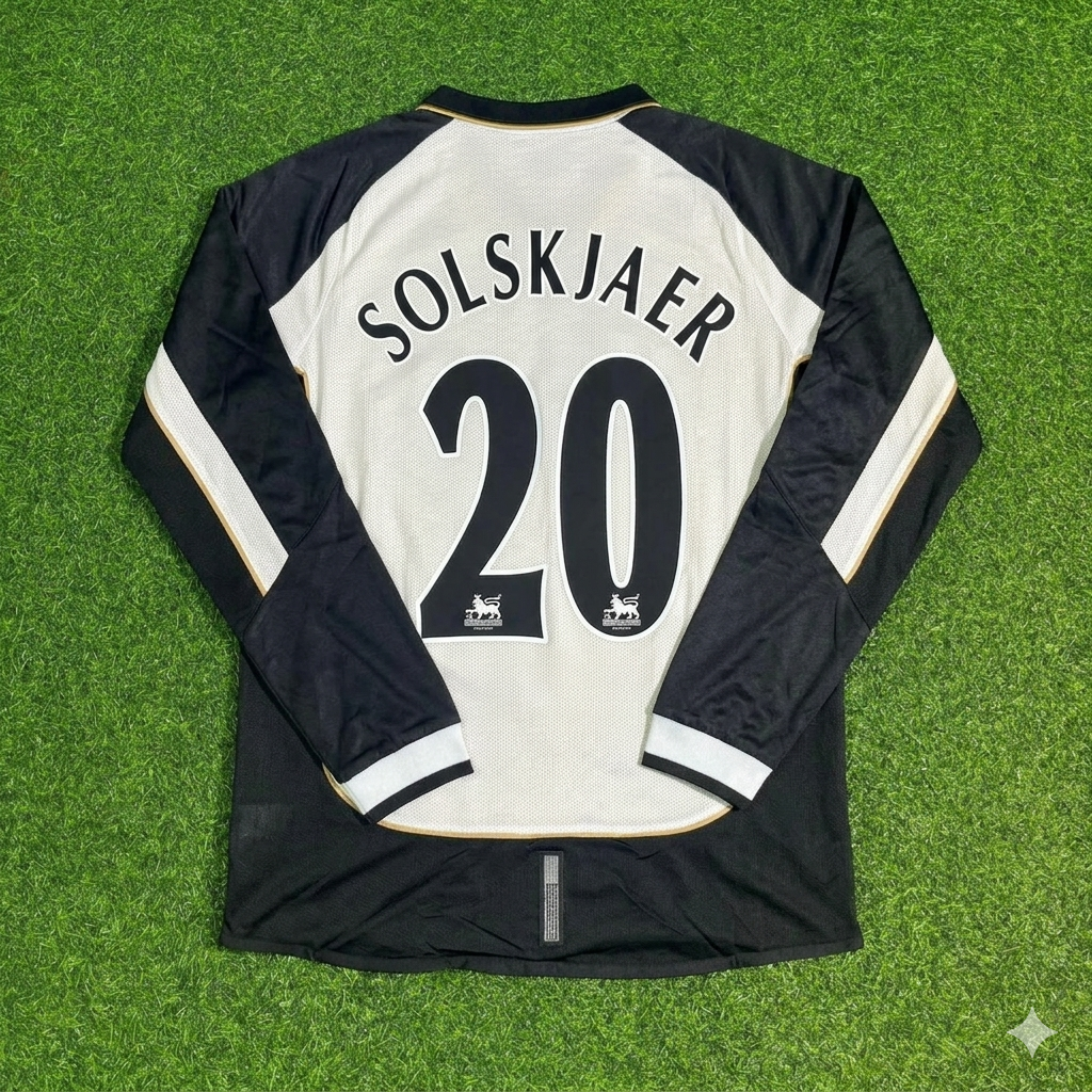 Ole Gunnar Solskjaer #20 Manchester United 2001-2002 Reversible Retro Football Jersey