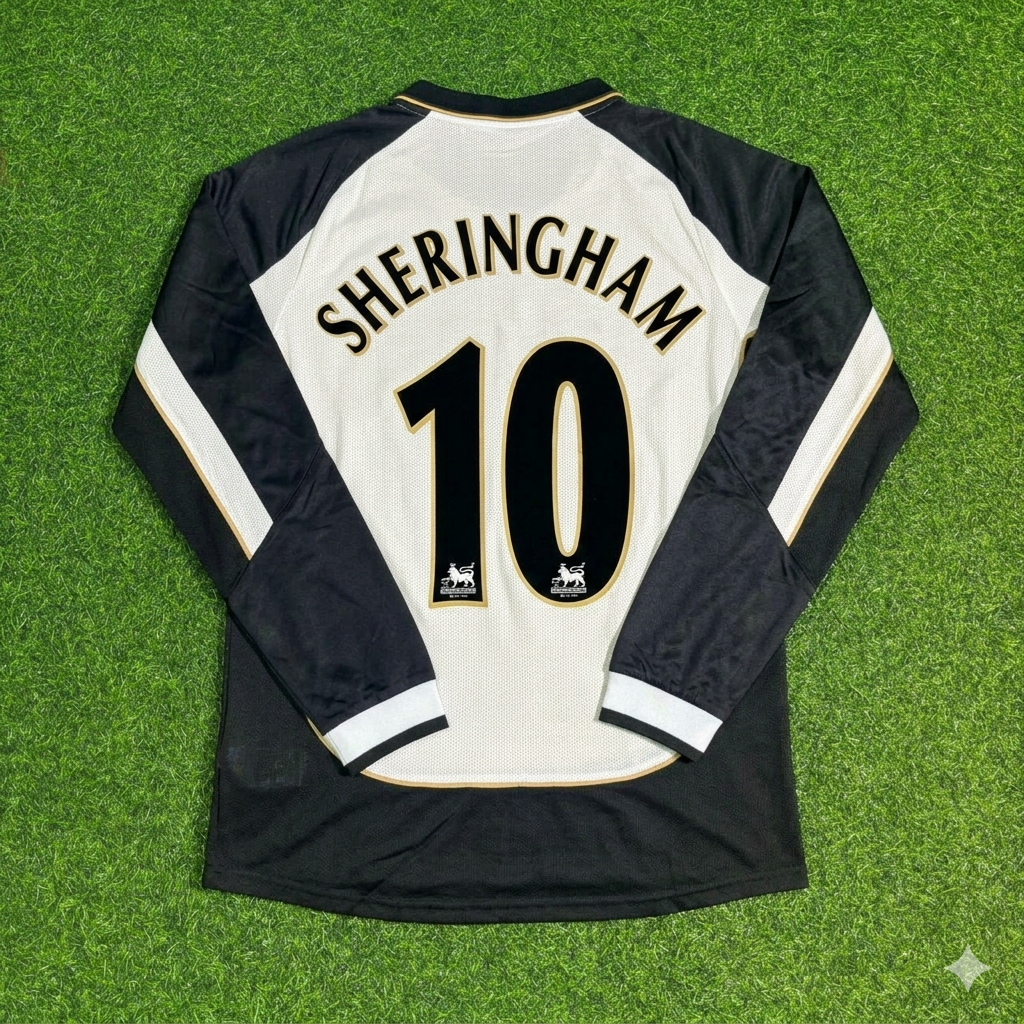 Teddy Sheringham #10 Manchester United 2001-2002 Reversible Retro Football Jersey Kit