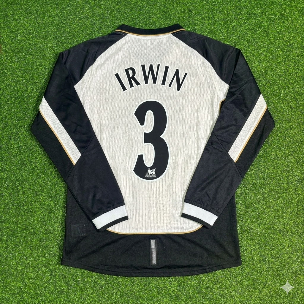 Denis Irwin #3 Manchester United 2001-2002 Reversible Retro Football Jersey Kit