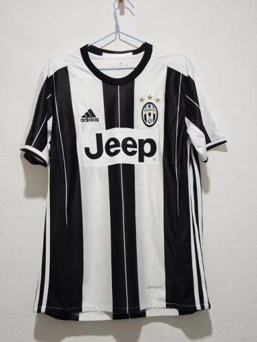 Juventus 2016/17 Retro Football Jersey