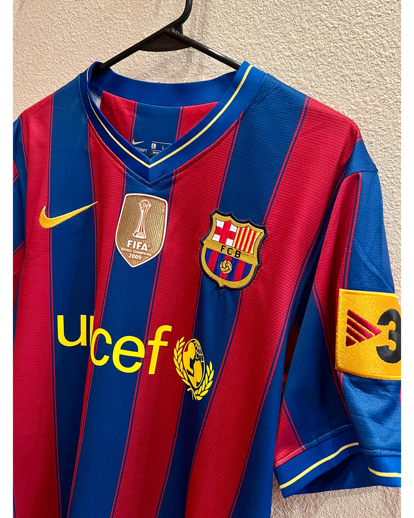 Xavi Hernandez 6 - Barcelona Home 2009/2010 Retro Football Jersey Kit