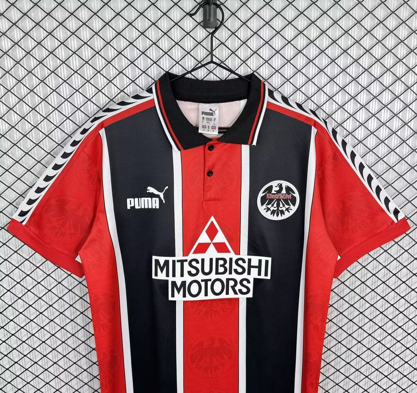 Eintracht Frankfurt 1996/1997 Saison Heim Retro Fußballtrikot Jersey
