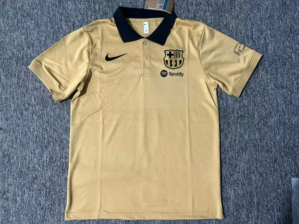 Barcelona New Polo Neck Polokragen Tshirt Paradise Edition