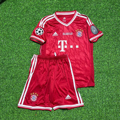 Bastian Schweinsteiger #31 Bayern Munich 2013 Champions League Final Kids Retro Kit Jersey