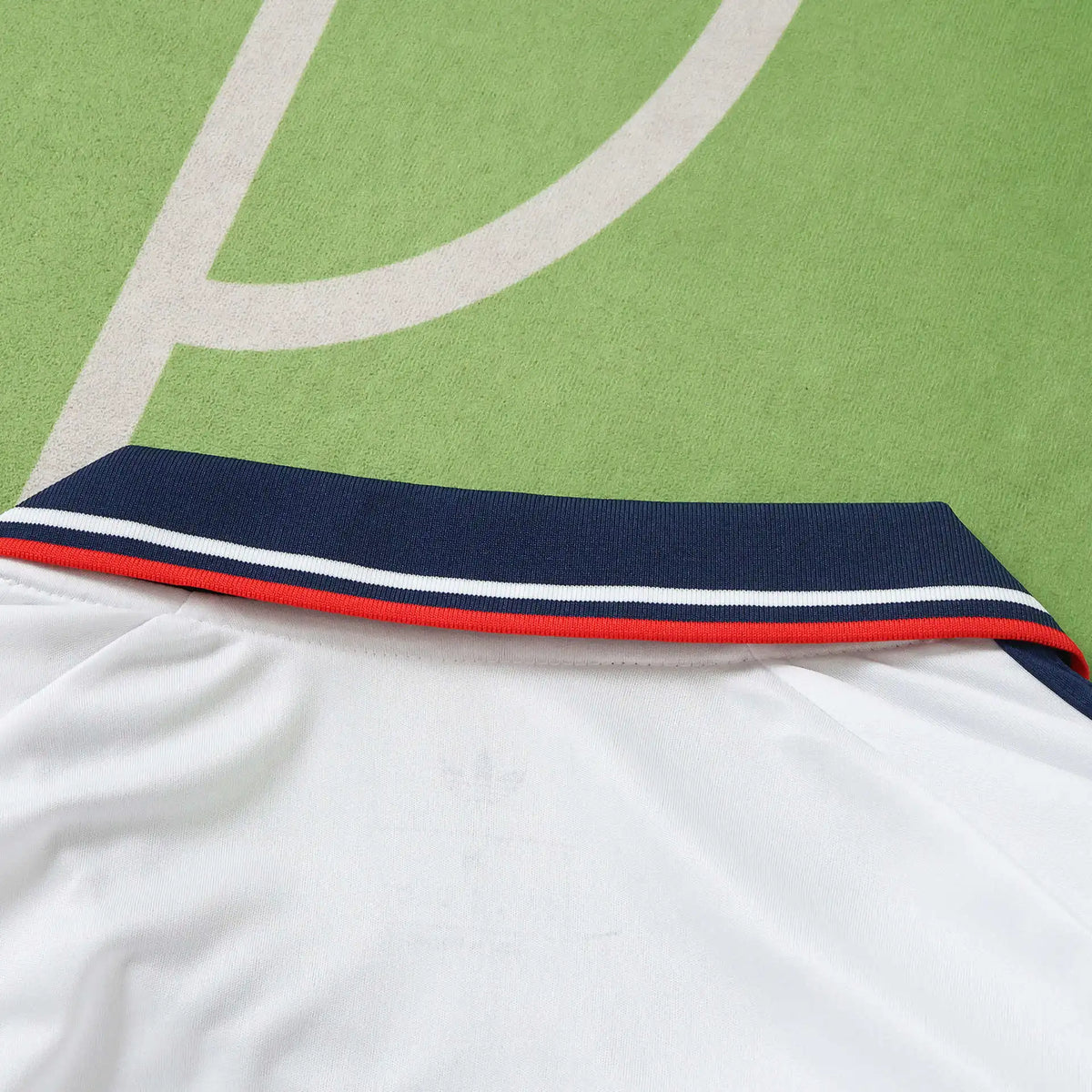 Bayern Munchen 2027 Away Long Sleeve Football Jersey