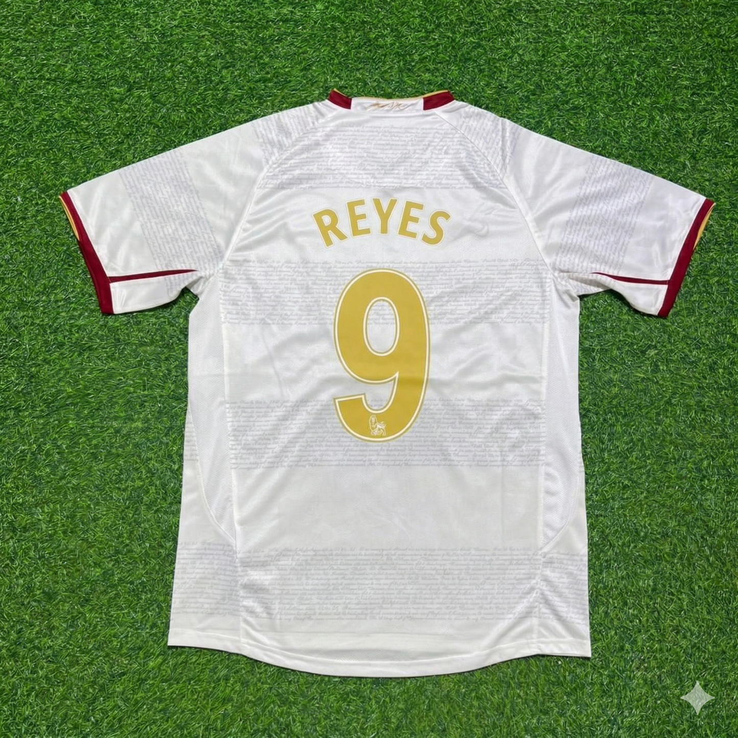Jose Antonio Reyes #9 Arsenal 2004 2005 Away Retro White Football Jersey
