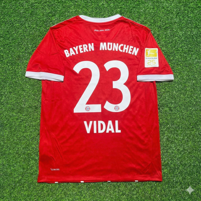 Arturo Vidal Bayern Munich 2017-2018 Retro Home Football Jersey