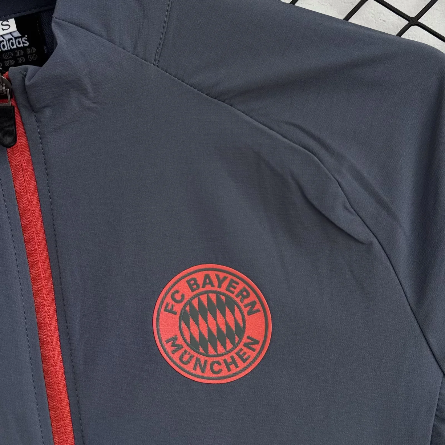 FC Bayern München 2025/2026 Tracksuit Windbreaker Jacket Pants Paradise Edition