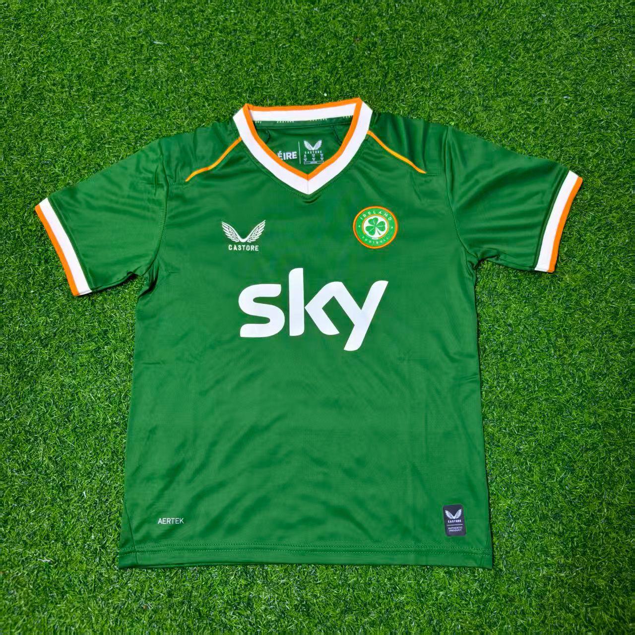 Chiedozie Ogbene #20 Ireland 2026 Green Football Jersey