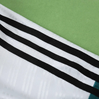 Liverpool 1995/96 Retro Away Retro Football Jersey