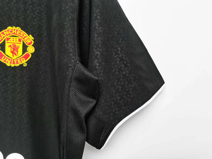 Manchester United 2003-2004 Away Black Retro Fan Version Jersey