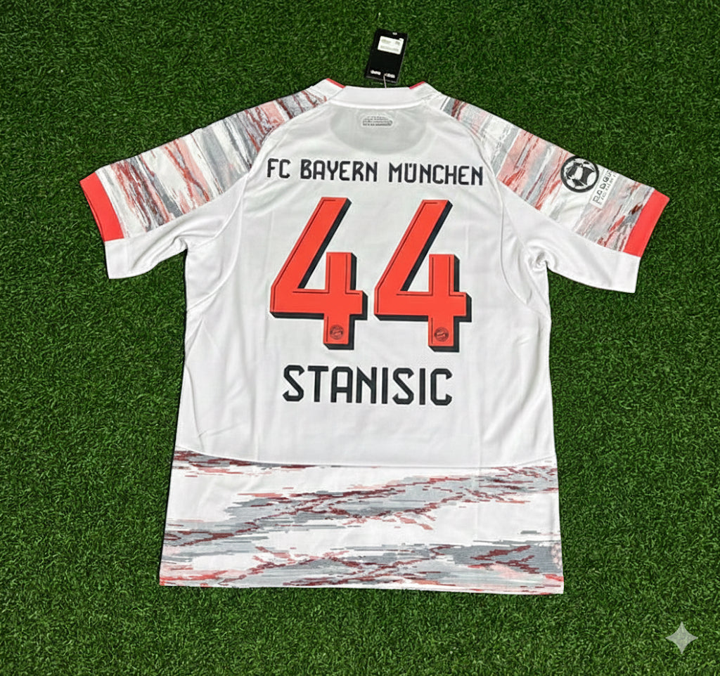 Josip Stanišić Bayern München Away