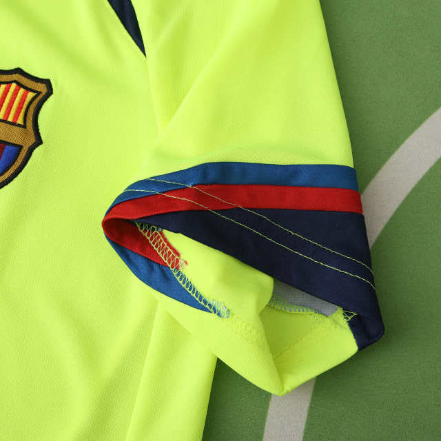 Barcelona 2005/06 Season Away Retro Football Jersey