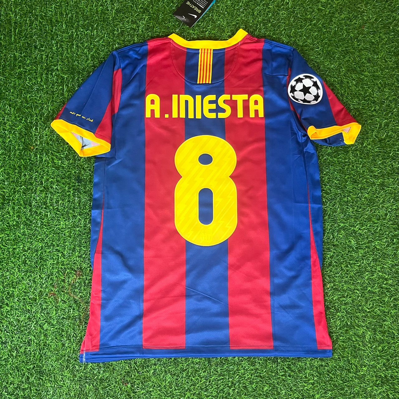 Andrés Iniesta 8 - FC Barcelona 2010 Home Blue Red Football Jersey Kit