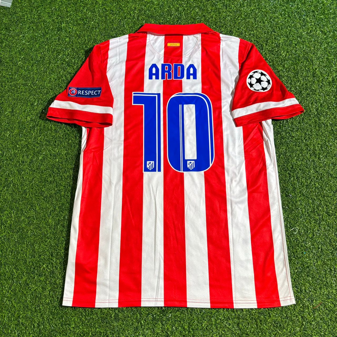 Arda Turan 10 Atlético Madrid 2013/2014 Home Retro Football Jersey Kit