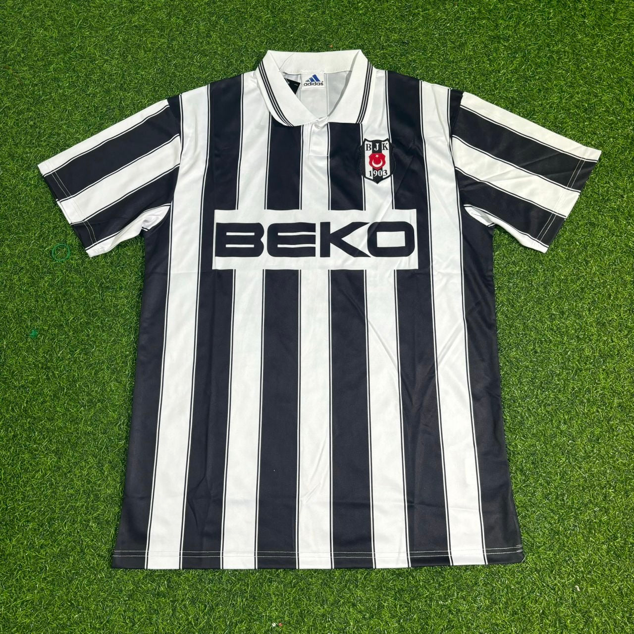 Besiktas 1996/1997 Black White Retro Forma Football Football Jersey