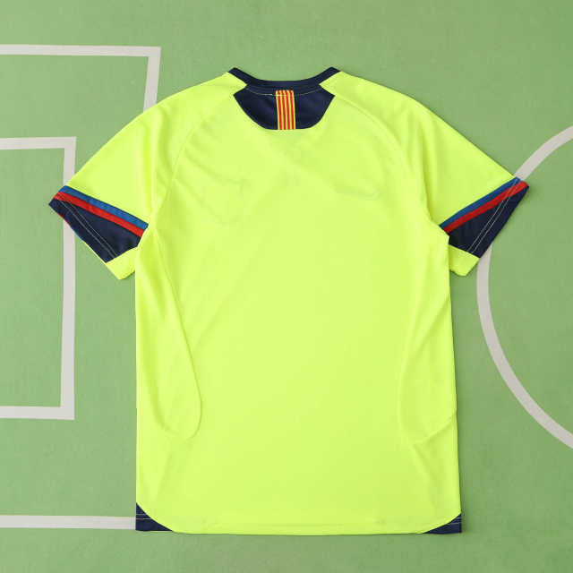 Barcelona 2005/06 Season Away Retro Football Jersey
