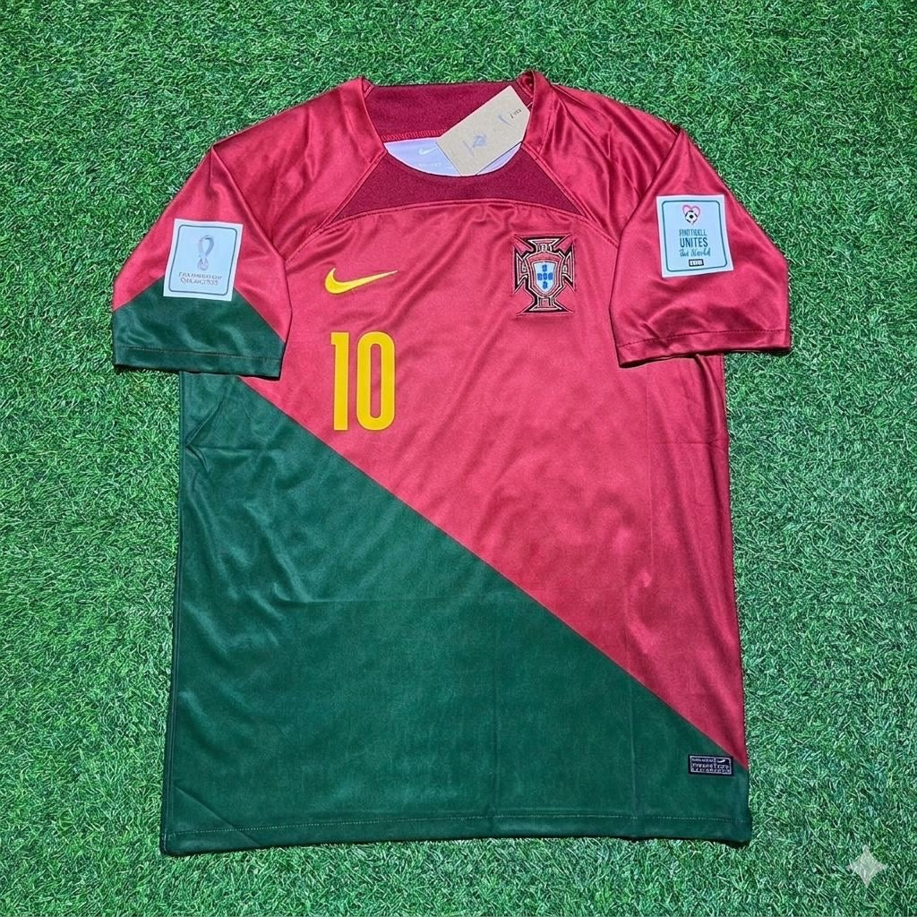 Portugal World Cup 2022 Bernardo Silva #10 Home Retro Football Jersey