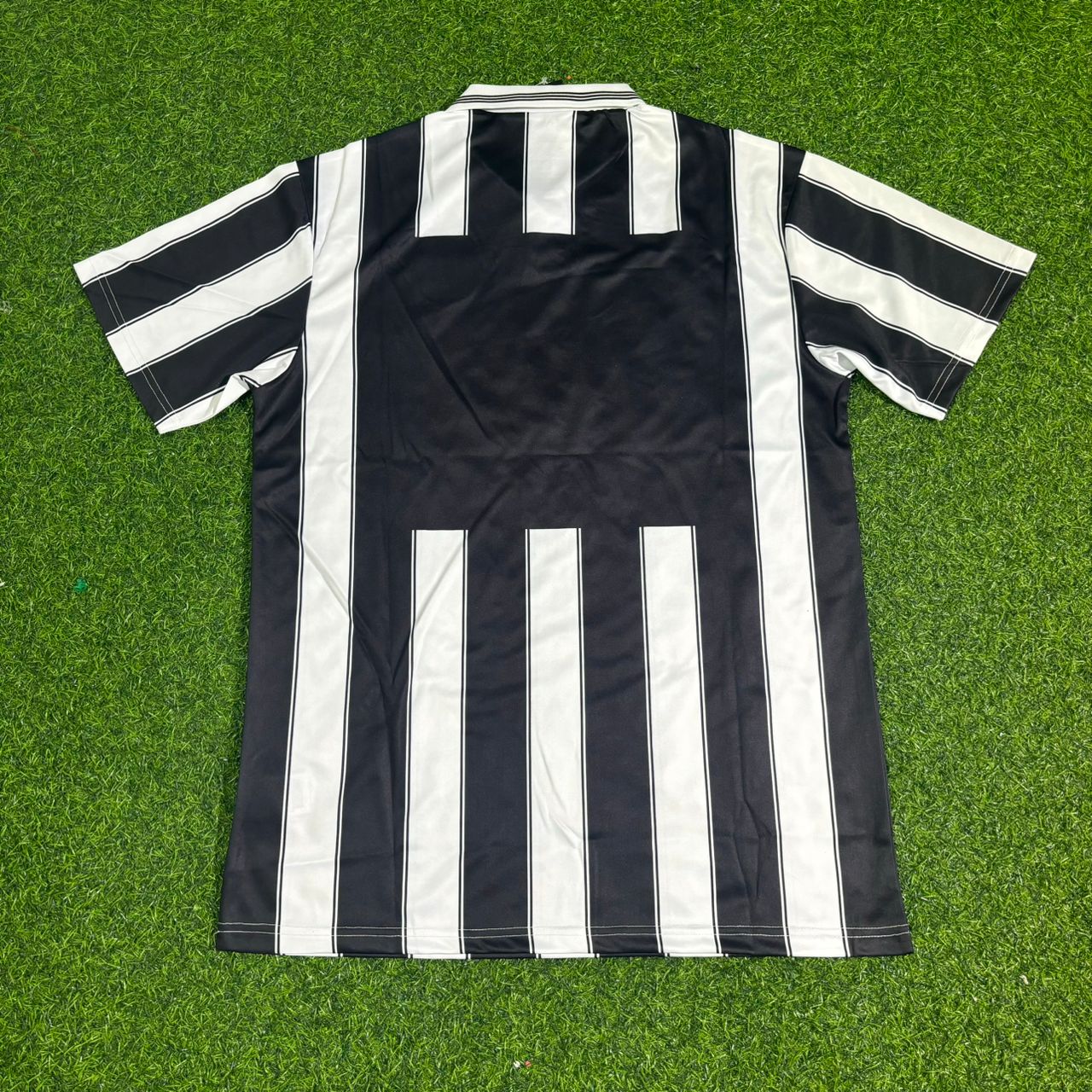 Besiktas 1996/1997 Black White Retro Forma Football Football Jersey