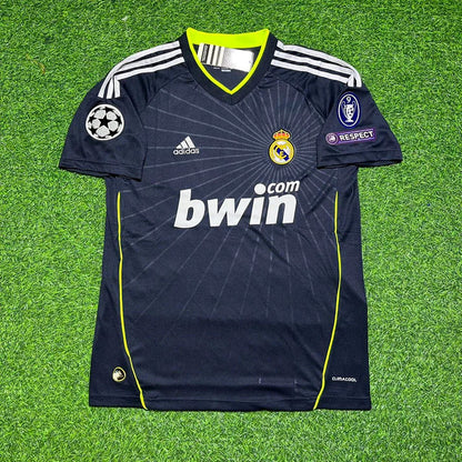 Sergio Ramos 4- Real Madrid 2010/2011 Retro Jersey Trikot