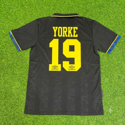 Dwight Yorke Manchester United Commemorative Retro Football Jersey Kit