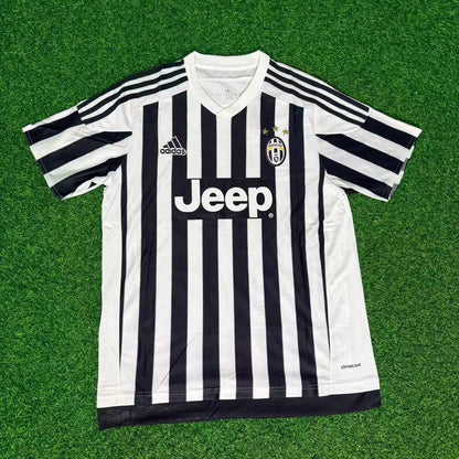 Patrice Evra 33-Juventus 2015-2016 Retro Home Football Jersey