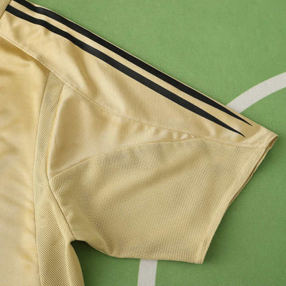 Bayern München 04/05 Season Away Retro Football Jersey