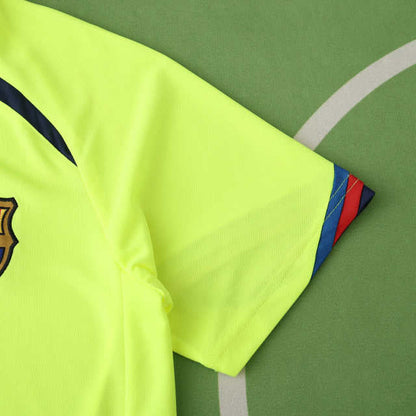 Barcelona 2005/06 Season Away Retro Football Jersey