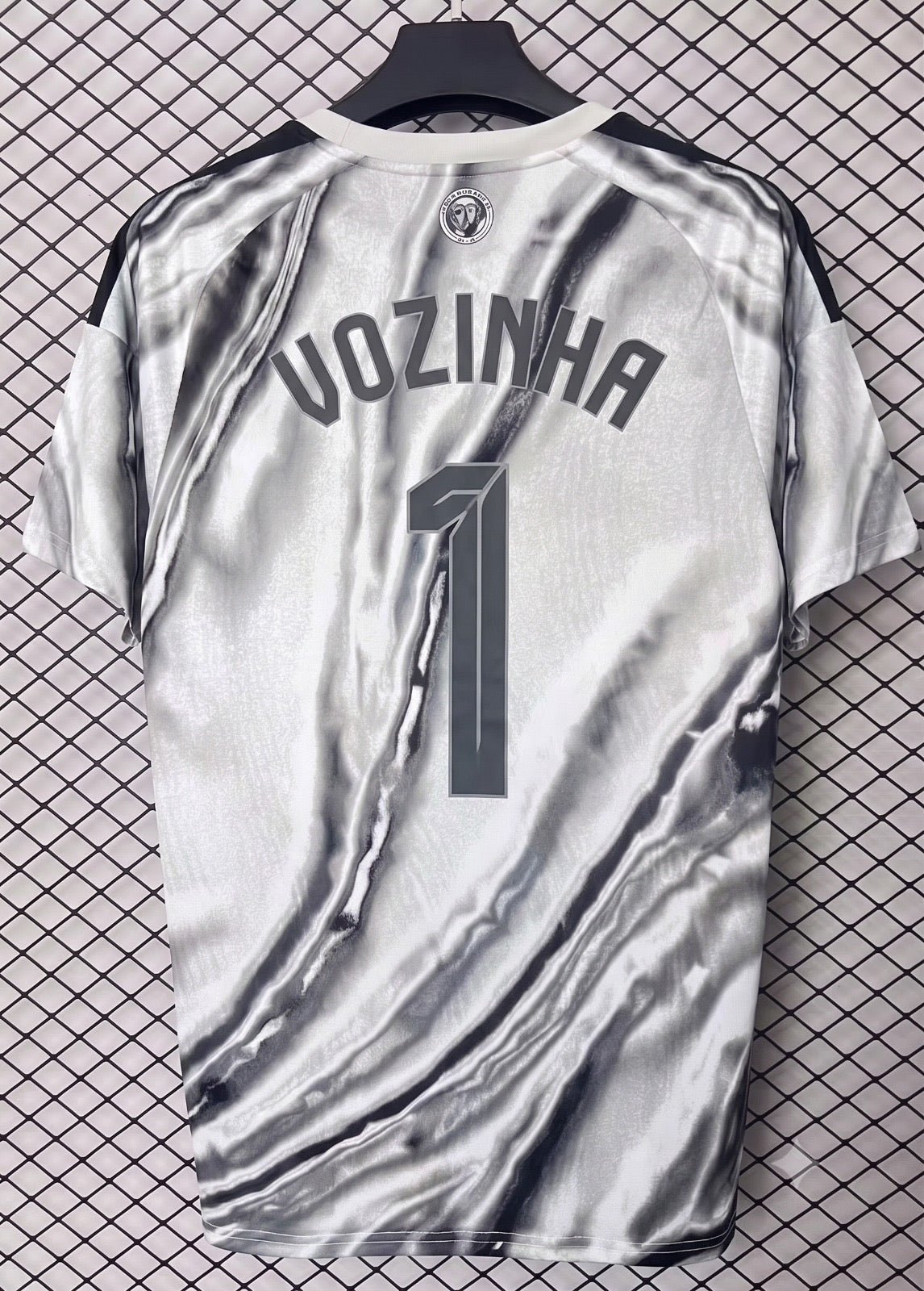 Vozinha #1 Goalkeeper CSD Colo-Colo White Football Jersey