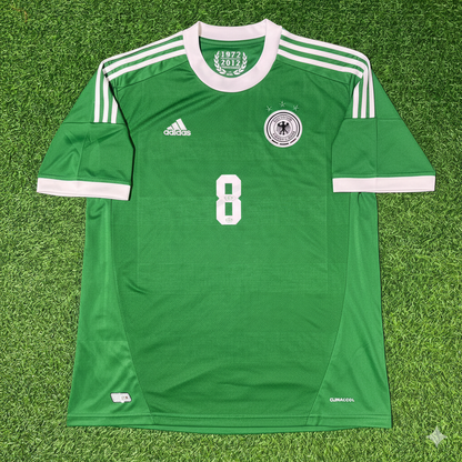 Germany EURO 2012 Mesut Özil Green Retro Football Jersey