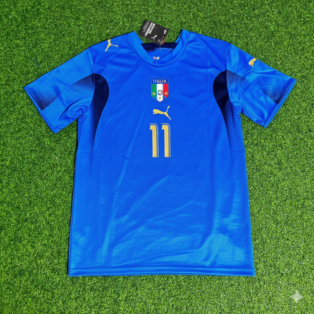 Italy World Cup 2006 Alberto Gilardino 11 - Final Retro Football Jersey
