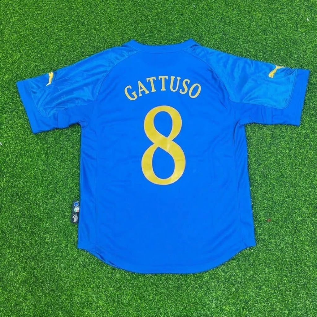 Italy World Cup 2004-2005 Gennaro Gattuso Home Retro Football Jersey