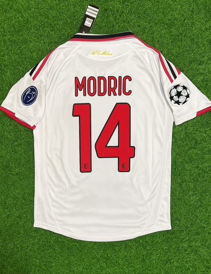 Luka Modric Milan 2009 2010 Season White Retro Football Jersey