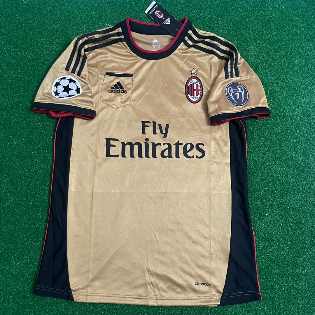 Mario Balotelli - AC Milan 20132014 Retro Soccer Kit Football